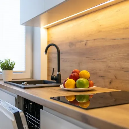 Granit Centrum * 자코파네