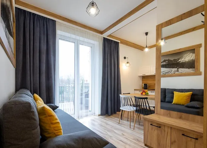 Granit Centrum זקופאנה